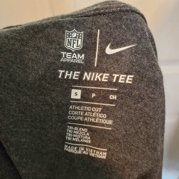 Nike Eagles Short Sleeve Top 8423 - Picture 7 of 7